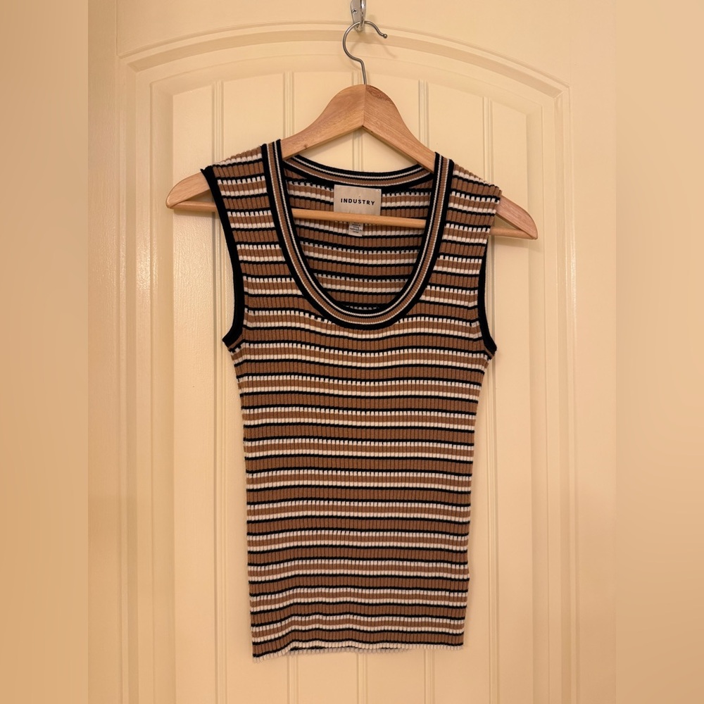 Ribbed Stripe Tank Top in Tan and Black
